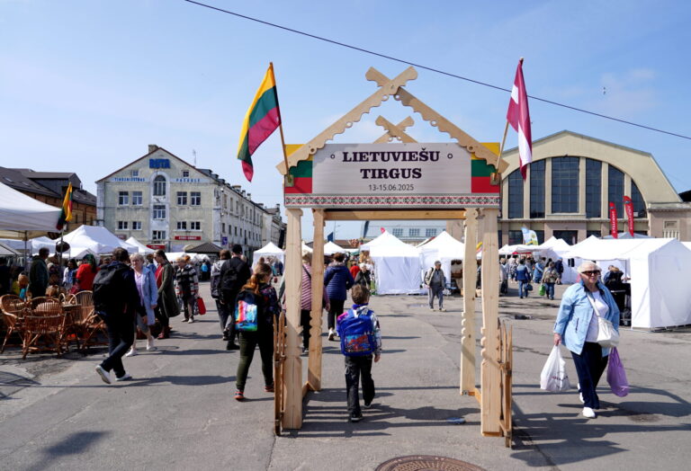 LIETUVIEŠU TIRGUS RĪGAS CENTRĀLTIRGŪ