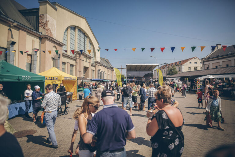 MAIJA SVĒTKU DARBA LAIKS